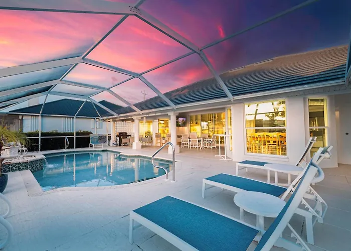 Free Heatedpool On Sailboataccesscanal Boat Lift