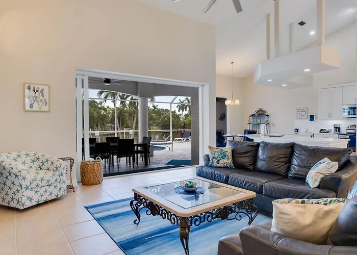 Cape Serenity- Premier Waterfront Villa With Kayaks And Bikes